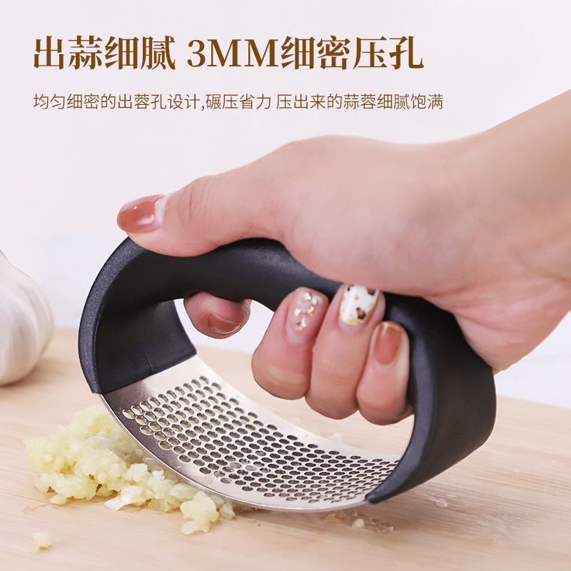 Kitchen circular garlic press, garlic mopping magic tool, stainless steel wristband, garlic mince maker, garlic paste magic tool, Amazon gadget Specification image