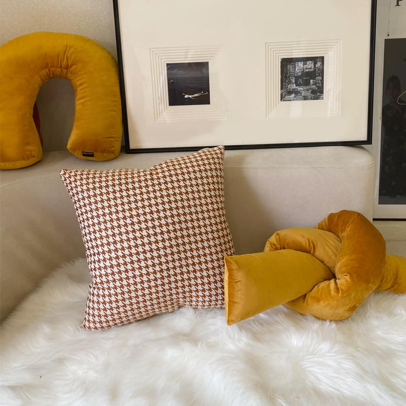 Orange checkered living room simple cushions, round solid color velvet multi-purpose lumbar support cushions, sofa throw pillows with a heart details Picture