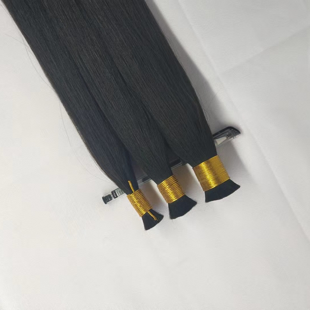 Hair extension with crystal thread