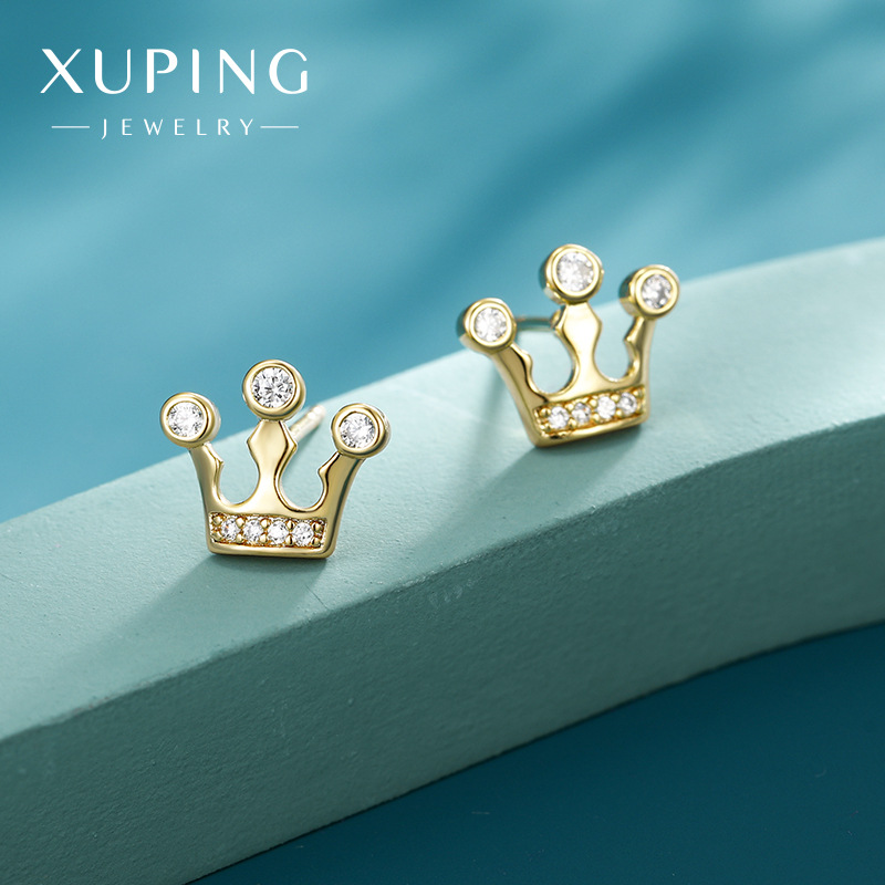 Xuping Jewelry's golden, cute and small crown stud earrings are a niche design for women, exuding a high-end Korean style and elegant charm details Picture