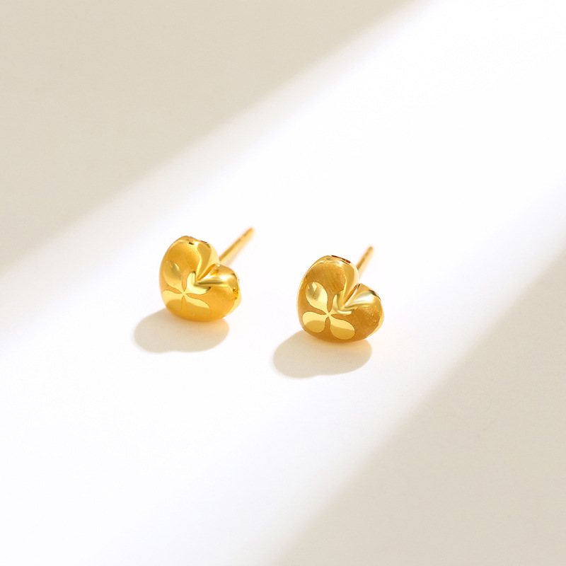 Xuping Jewelry alloy four-leaf clover heart-shaped earrings, high-end, niche and elegant earrings, simple heart-shaped earrings wholesale details Picture