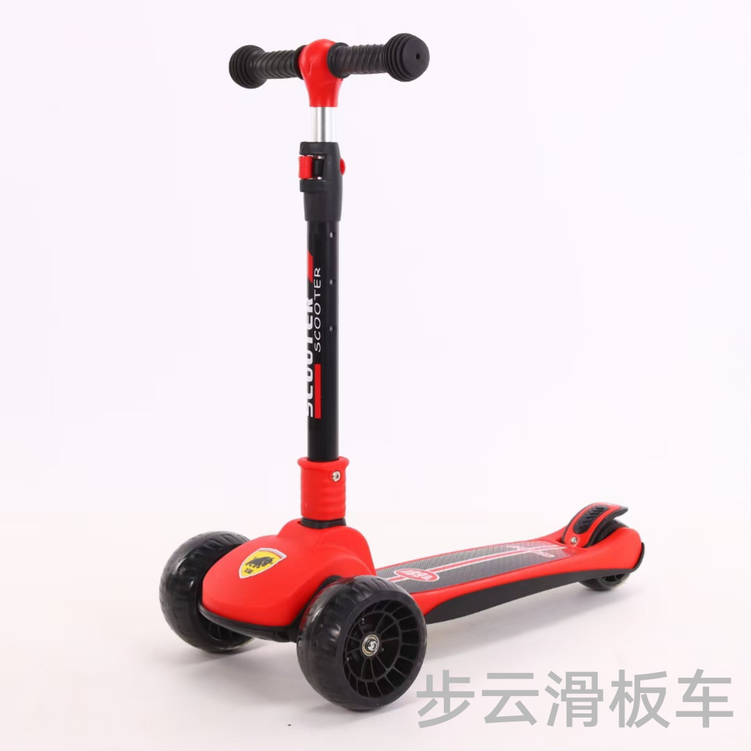 The 2022 new model of Buyun migo is a foldable scooter with three-in-one wheels, lights and music Application Scenario