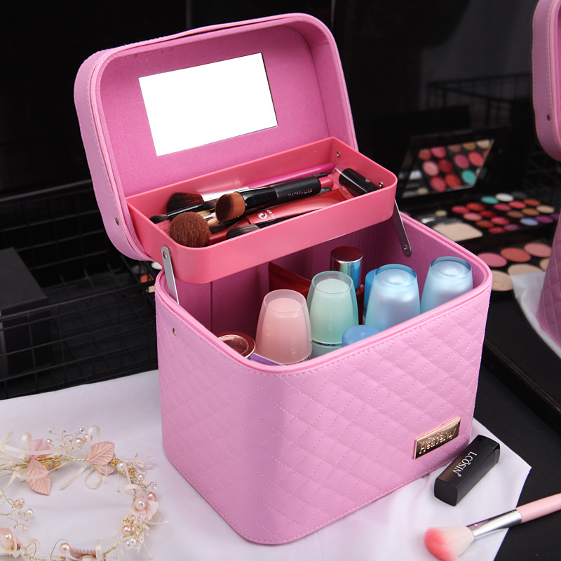 Wholesale customized makeup bags, new large-capacity travel portable makeup cases, hand-held PU cosmetics storage bags Application Scenario