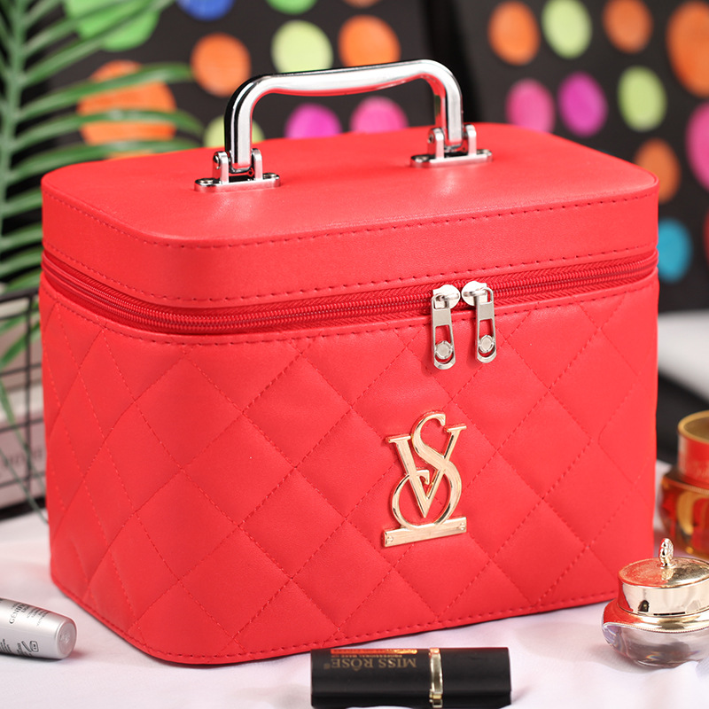 Wholesale and customized large-capacity waterproof cosmetic bags, pu leather portable hand-held cosmetic cases, storage boxes for cosmetics Application Scenario