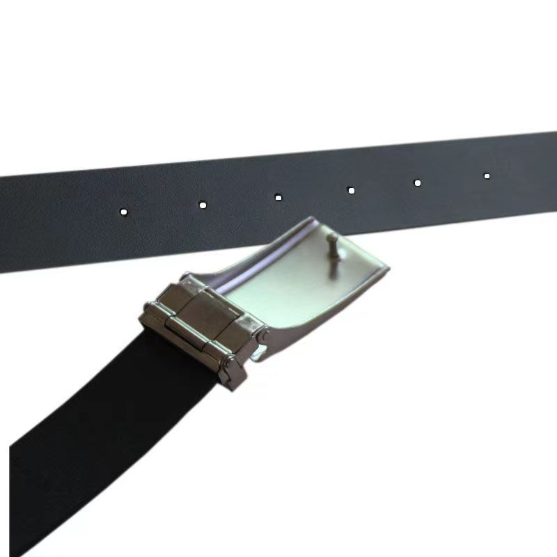4.0 cm men's black button-up with perforated buckle, perforated belt for street vendors, round hole belt buckle wholesale Application Scenario