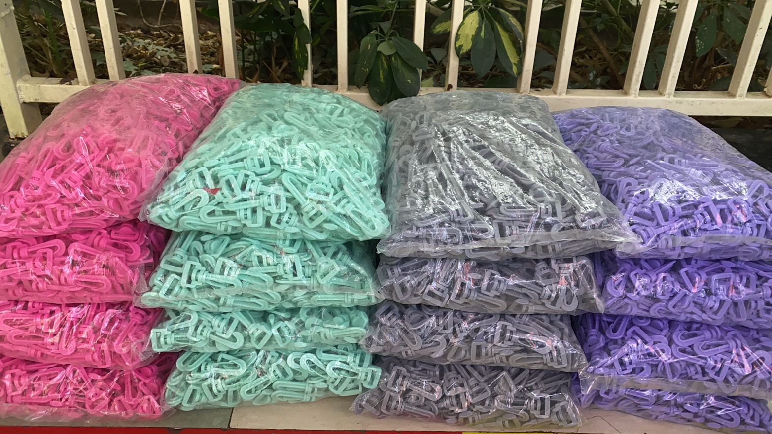 Color 2.0cm children's water bottle rope buckle series, swivel hook, bag shoulder strap buckle, webbing adjustment buckle, in stock, quick delivery Specification image