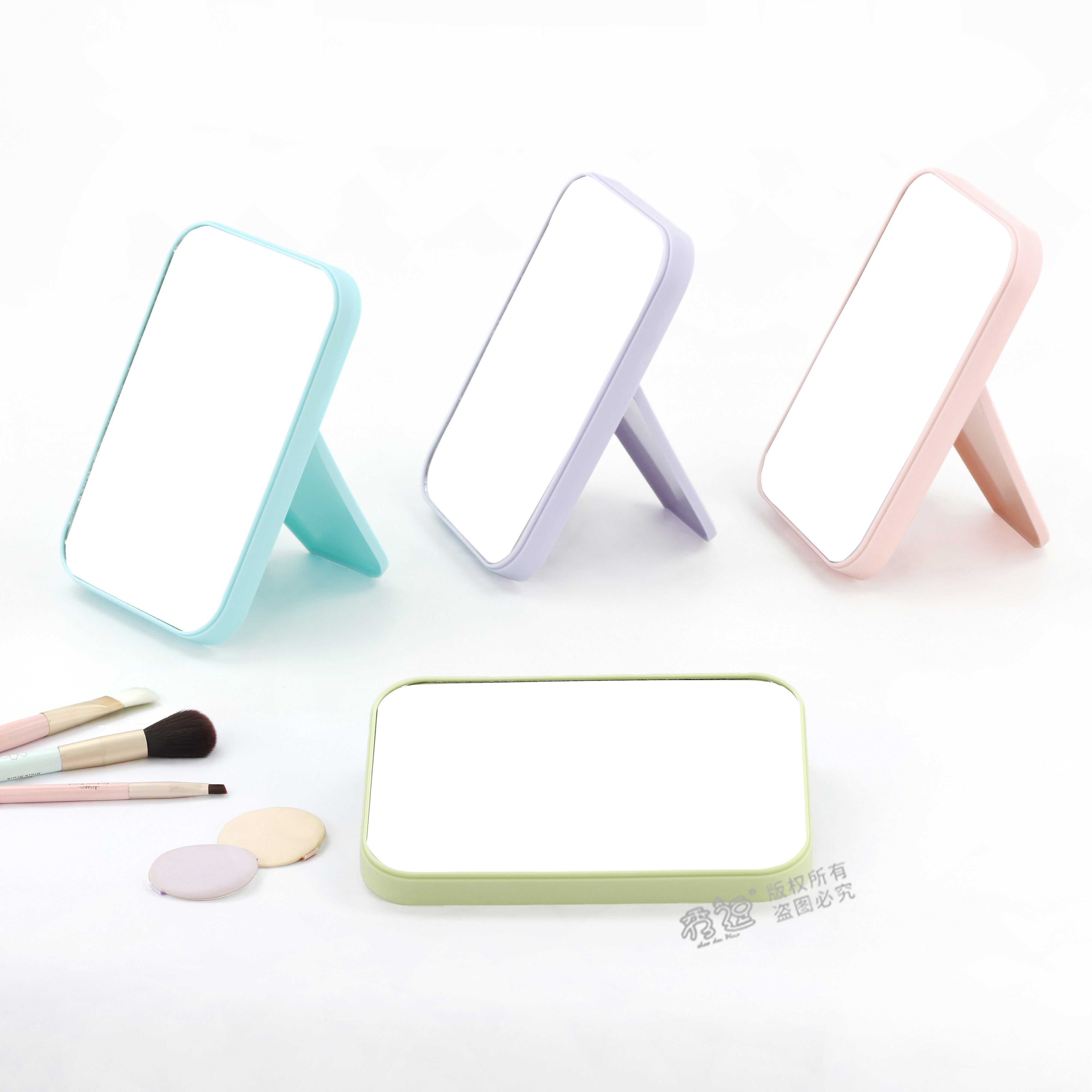 N3631 simple makeup mirror, beauty mirror, portable mirror, 2-yuan store, daily necessities supply Application Scenario