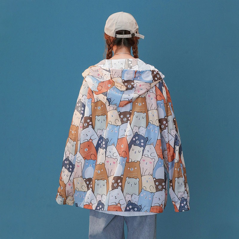 A large-sized loose hooded sun-protective cardigan with a zipper jacket for women, a new summer design with a unique and niche long-sleeved sun-protective clothing Application Scenario