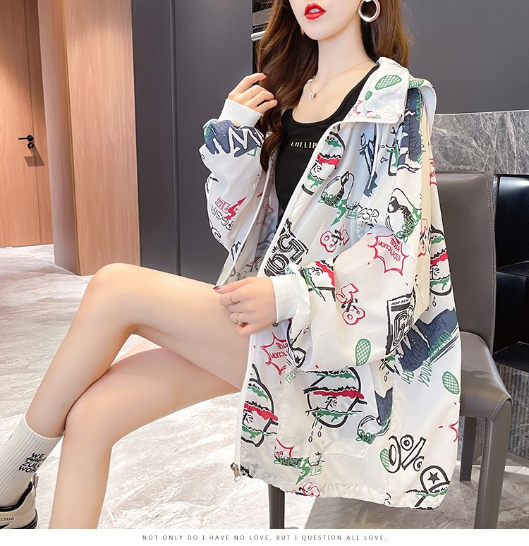 Large-sized loose hooded sun-protective cardigan with zipper jacket for women, a new laid-back style Korean-style sun-protective clothing trend on Instagram Application Scenario