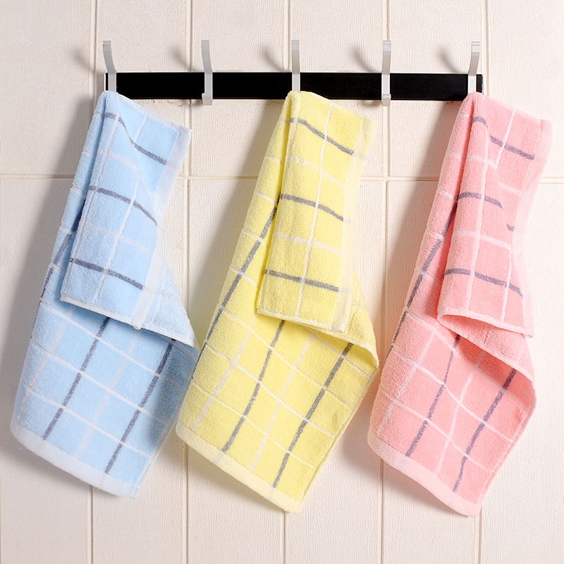 All-cotton, simple and elegant small checkered children's small towels, hand towels, sweat towels, face towels and handkerchiefs