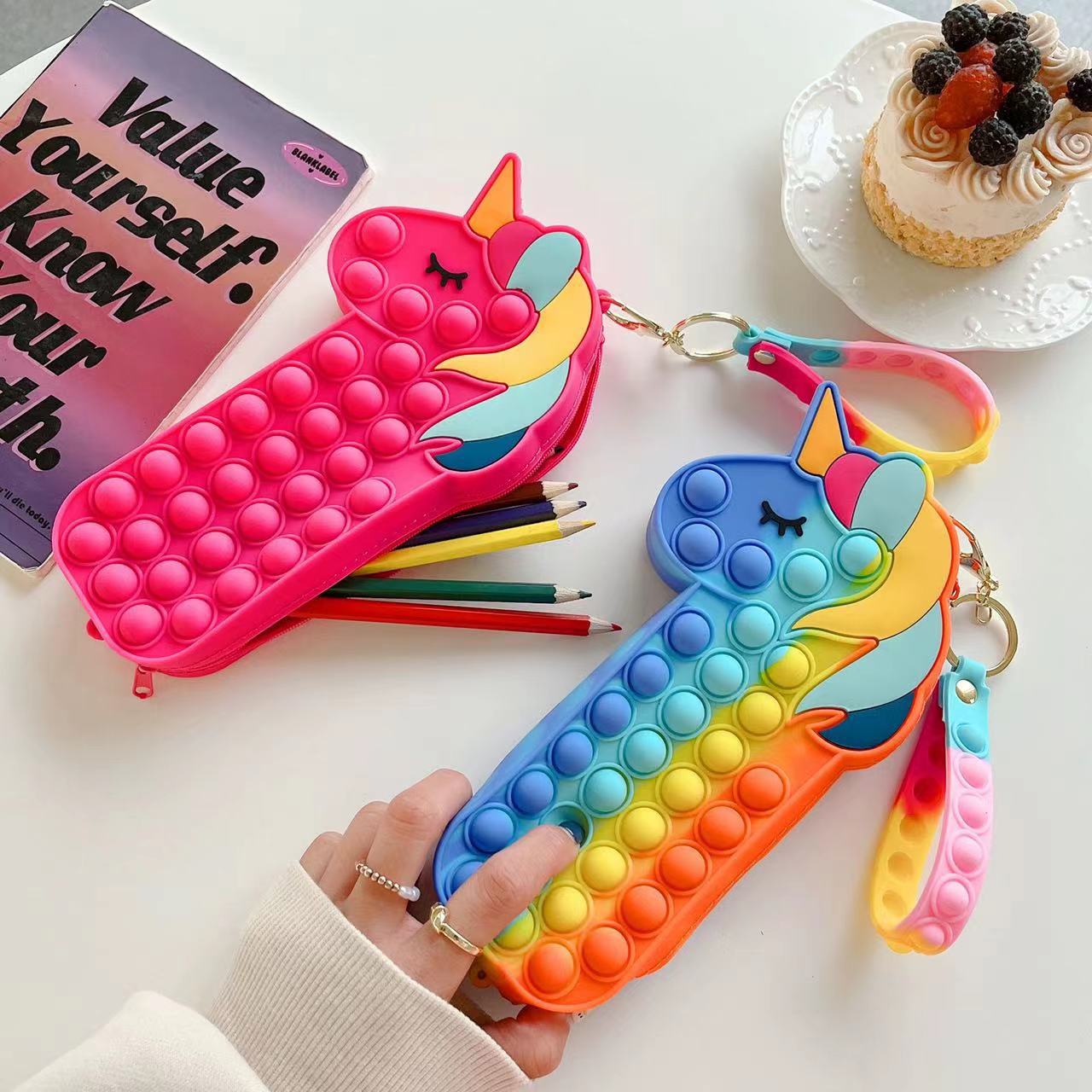 跨境新品灭鼠先锋卡通硅胶文具盒益智解压玩具指尖按压泡泡乐笔袋