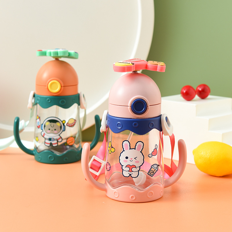 Douyin live children's plastic water cup, girls' baby drinking cup with straw, gravity ball, kindergarten baby pot