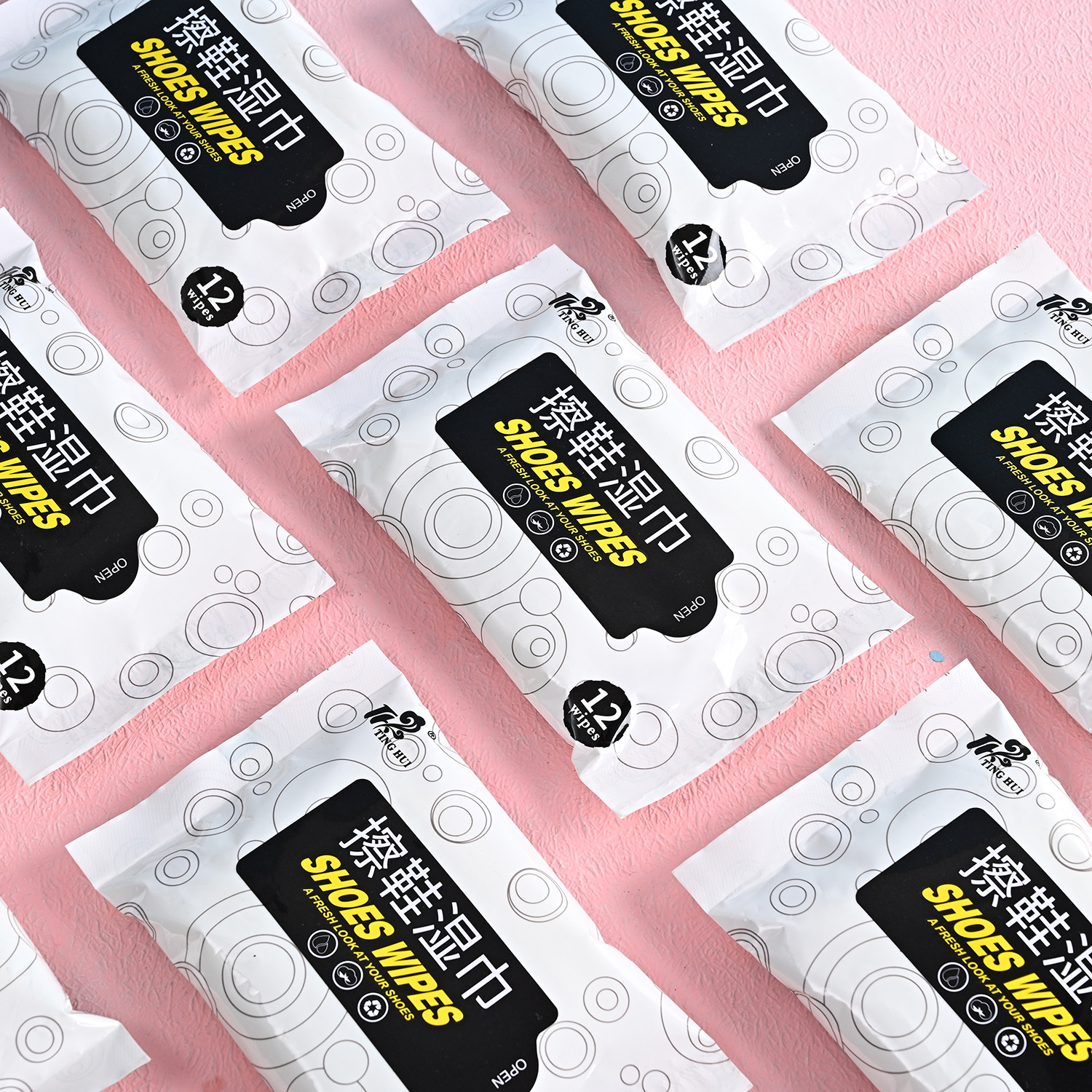 Cross-border shoe cleaning wet wipes, disposable disposable shoe wet wipes, 12-piece set for cleaning white shoes and sports shoes Application Scenario