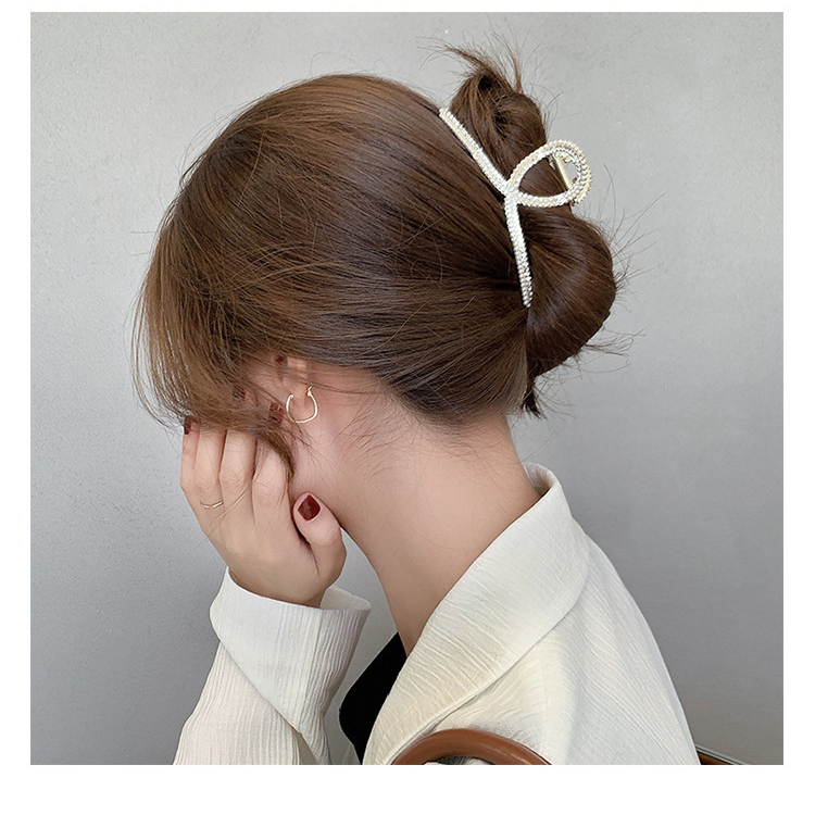 Korean hair clips, large hair clips, Instagram metal shark clips, pearl rhinestone hair clips, back of the head clips Item Picture