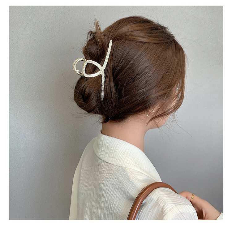 Korean hair clips, large hair clips, Instagram metal shark clips, pearl rhinestone hair clips, back of the head clips Specification image