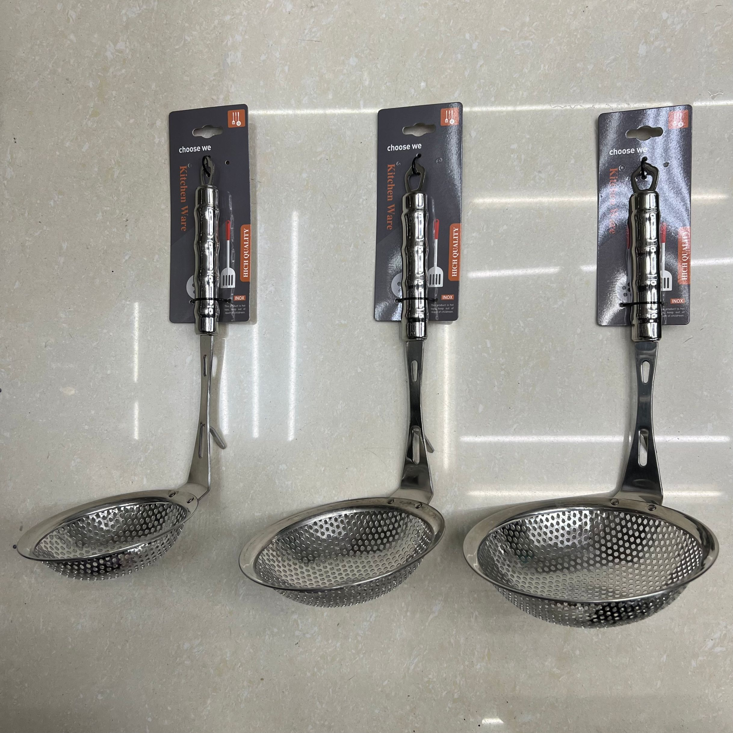 不锈钢厨房用品2.5厘竹节柄冲孔挂漏