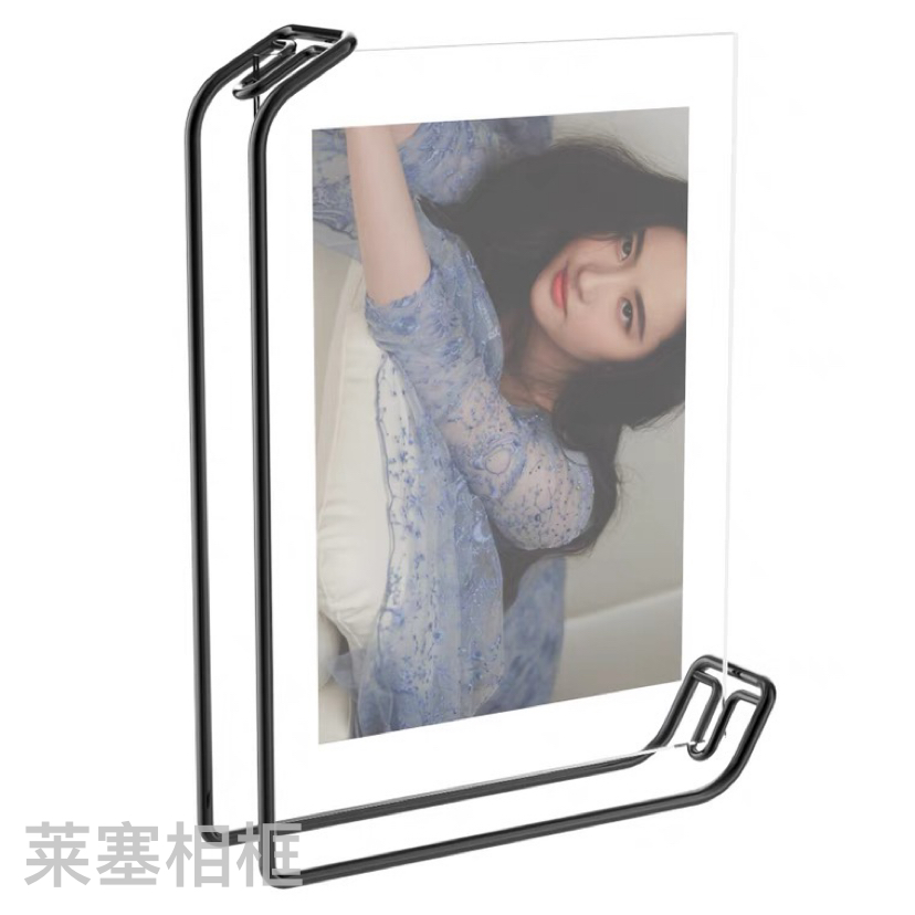 High-end custom-made ironwork products with a modern and simple design style. Metal photo frames for living room and bedroom handicrafts Application Scenario