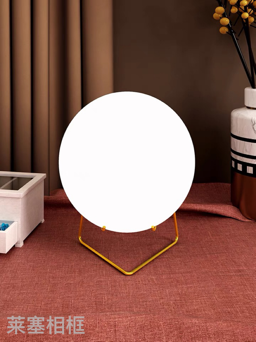 Iron art mirrors are high-end, elegant and sophisticated decorative items with creative design styles. They are modern and simple handicrafts for living rooms and bedrooms Specification image