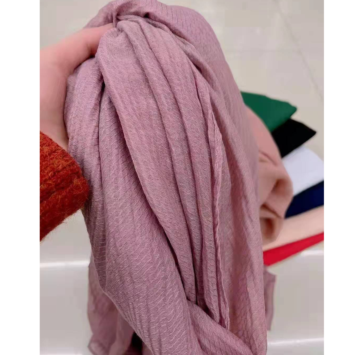 Monochrome women's scarf clearance more than 10,000 full clearance price 4 yuan 80x180cm 80g