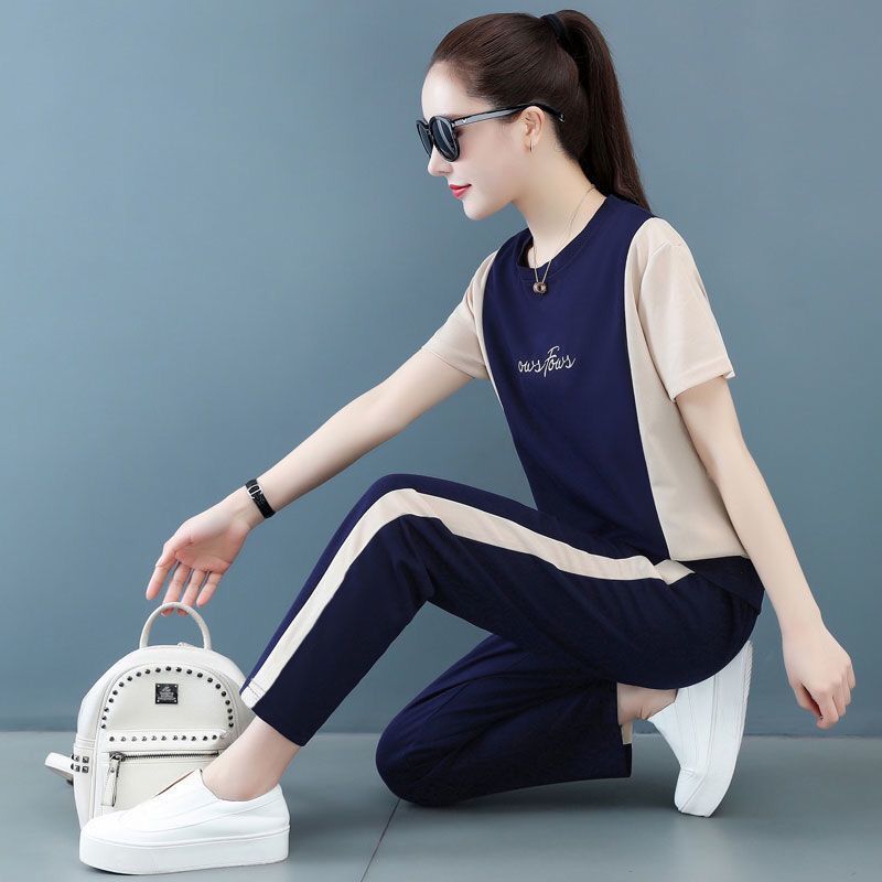 Embroidered sportswear for women, a stylish summer casual wear, a new large-sized short-sleeved shirt and long pants, a fashionable two-piece set Specification image