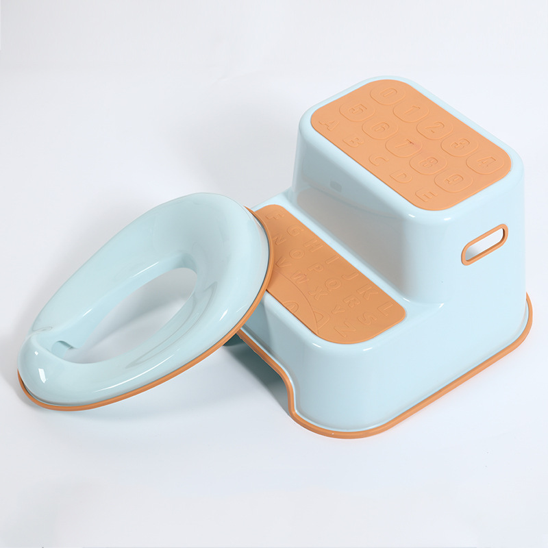 Baby And Children's Toilet Seat Potty Cover For Boys And Girls Baby Large Potty Cover Seat For Children's Urine Bucket Holder Application Scenario