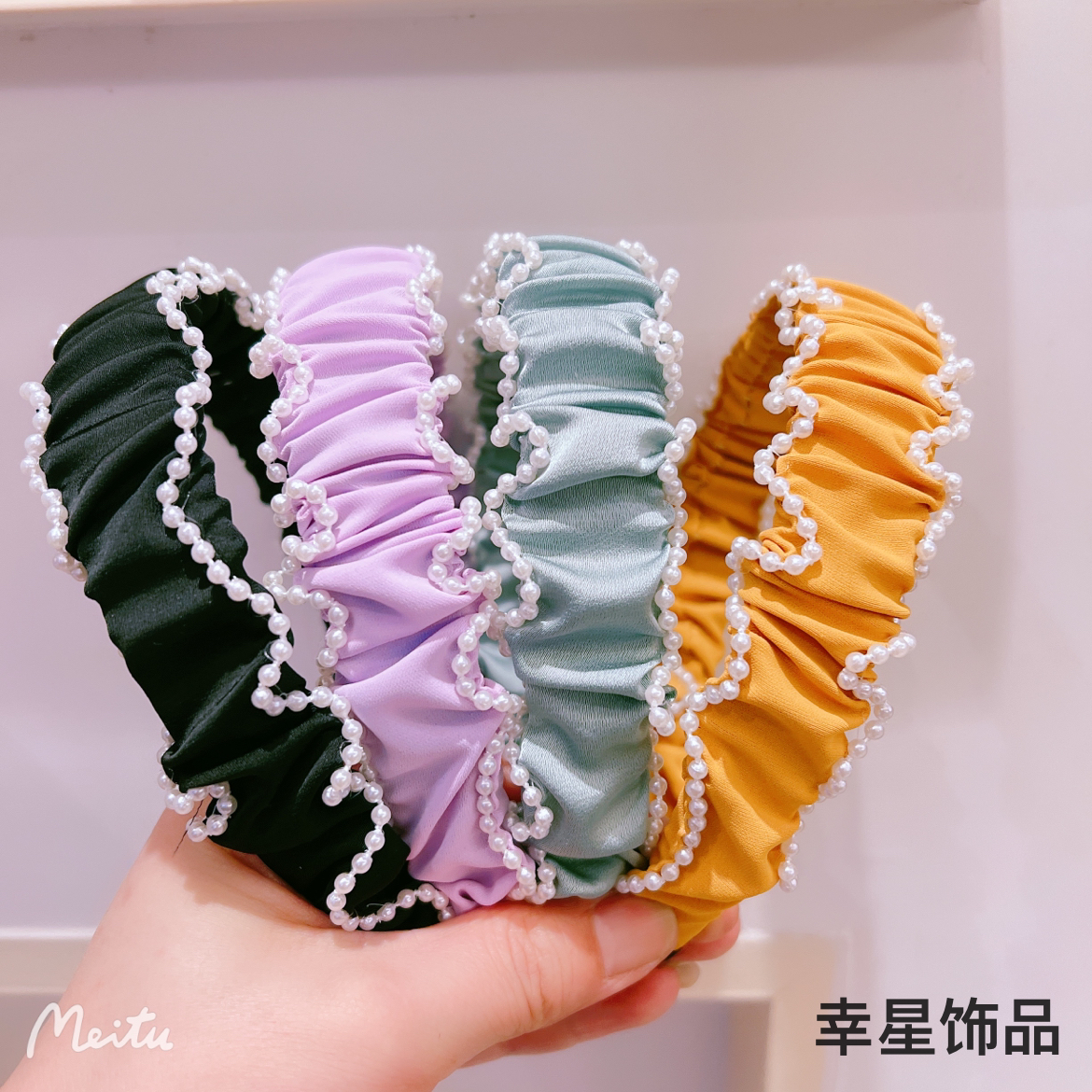 Yong 'ai Jiu 'ai fabric pearl pleated hair band Solid color girl wide edge high head top headband Elegant hair accessory hair clip Item Picture