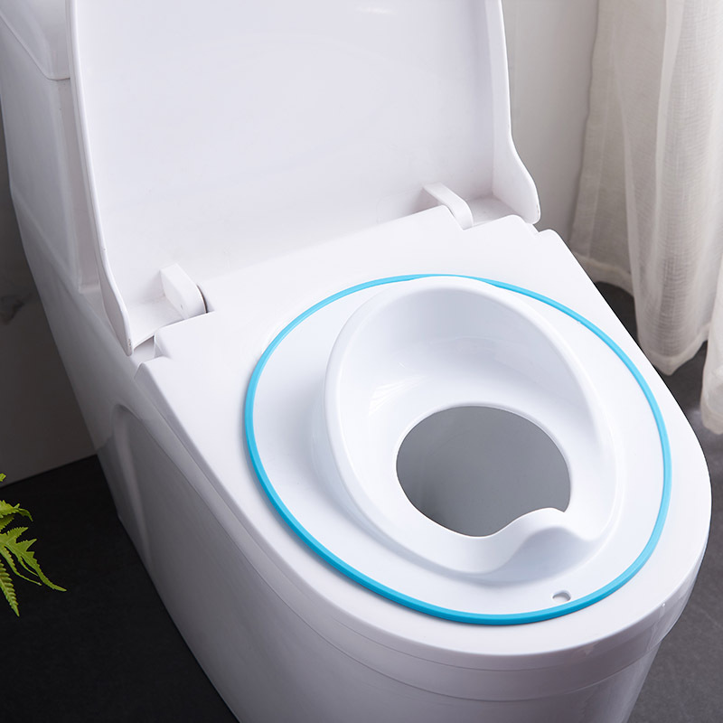 Plus-Size Toilet Non-Slip Children's Toilet Seat Plastic Portable Toilet Seat For Babies And Toddlers Application Scenario