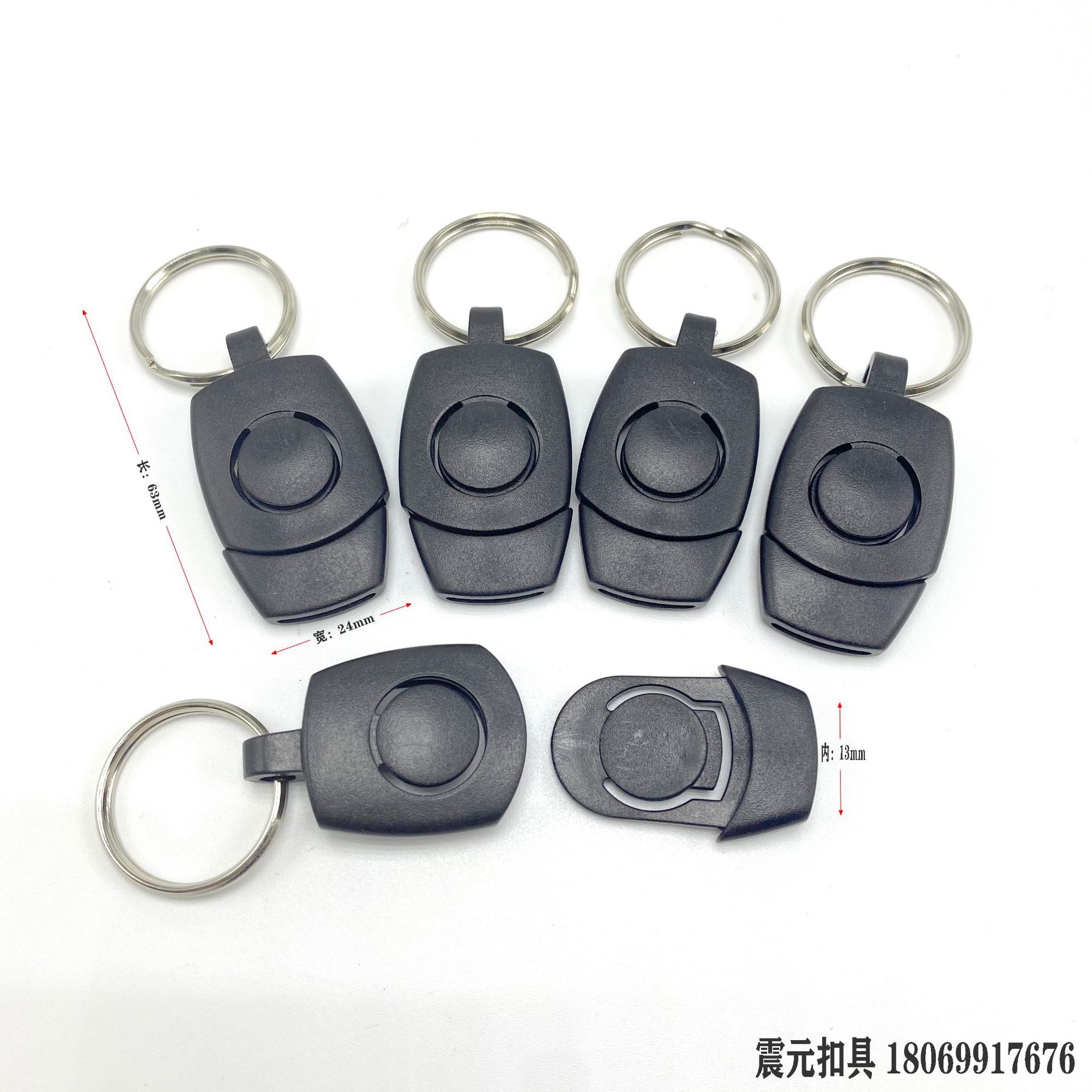 We have a wide range of plastic padlocks for bags, rope ends, hooks, movable hooks, handbag hooks, key chain hooks and other accessories in stock