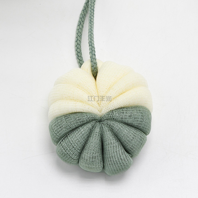 Factory direct sales, encrypted, non-breakable, soft and durable, pumpkin-shaped scrubbing bath flowers details Picture