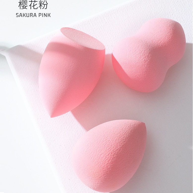 Super soft and high-density powder puff, non-latex, dry and wet dual-purpose, water drop gourd diagonally cut beauty egg Application Scenario