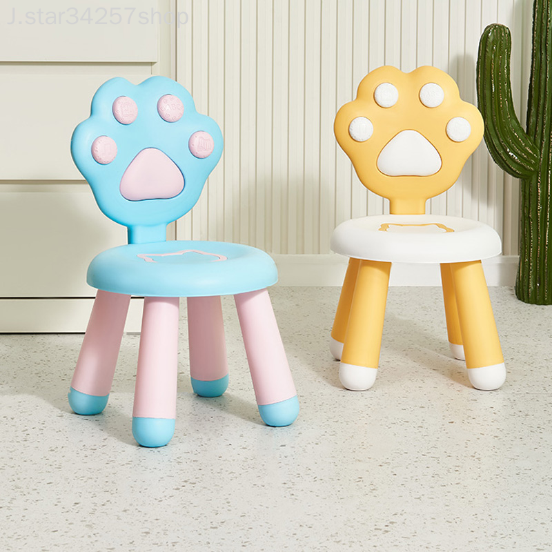 Cat paw children's plastic chairs, kindergarten stools, backrests, home baby stools, anti-slip cartoon seats for children Application Scenario