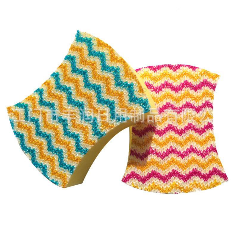 We supply washing King scouring pads, kitchen washing cloths and multi-functional cleaning cloths Item Picture