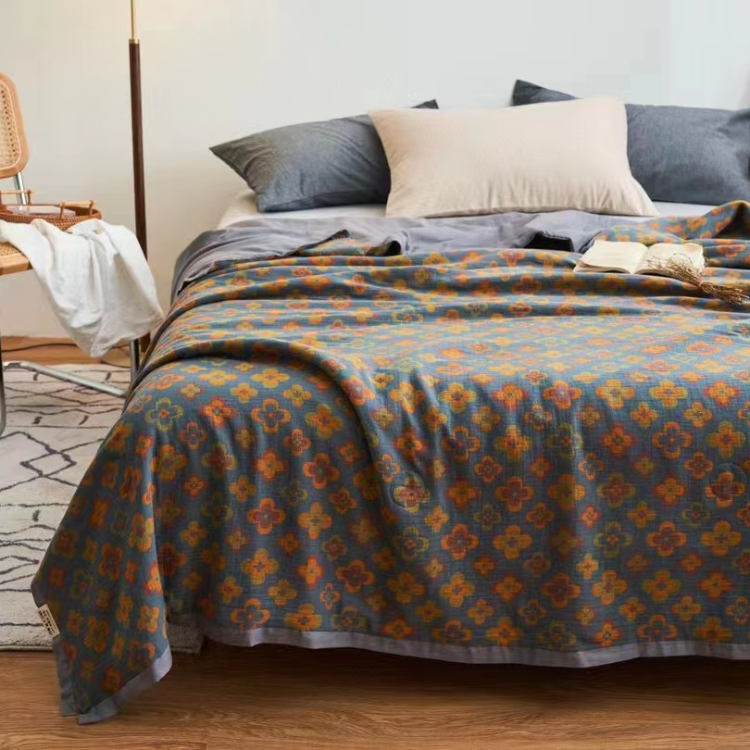 2022 Double-layer yarn Class A yarn-dyed jacquard summer quilt, all-cotton baby grade air-conditioned quilt, machine-washable summer thin quilt