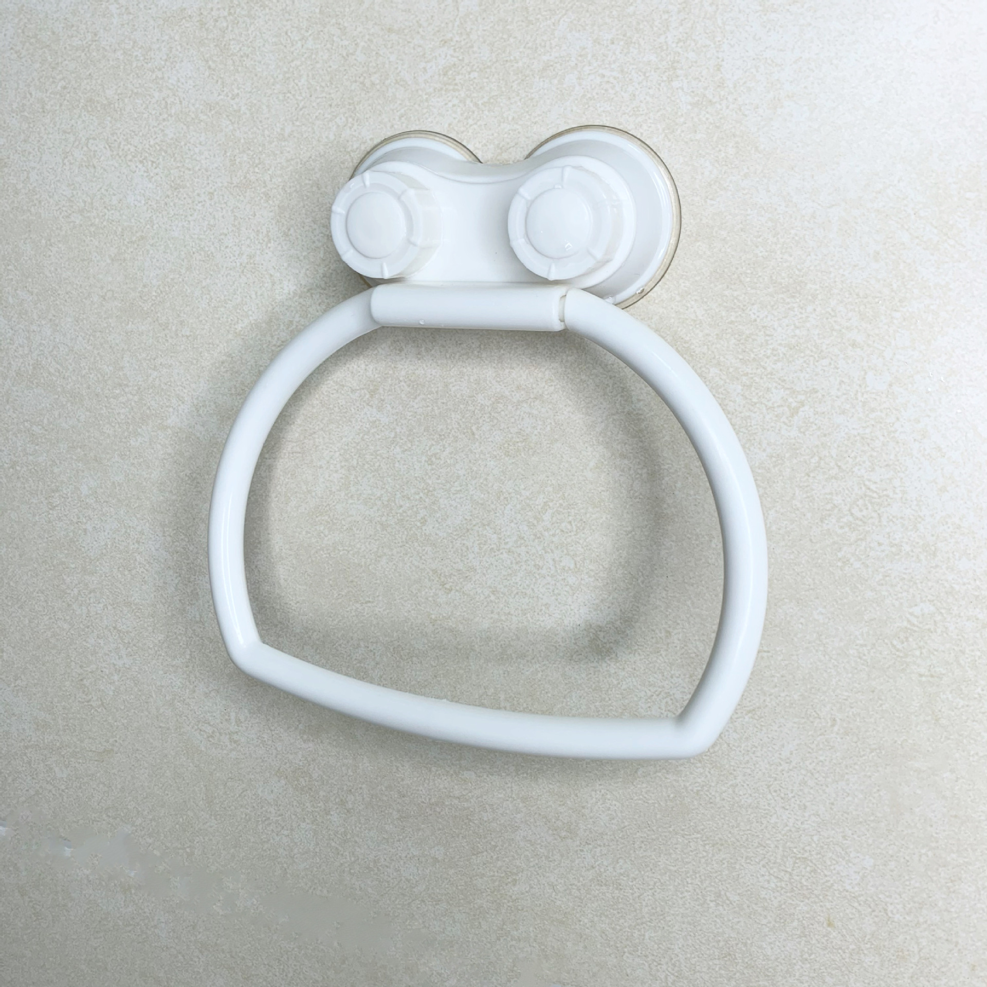 35823 Non-punching bathroom towel rack, suction cup wall-mounted towel ring, kitchen dishwashing towel rack, disposable face towel rack Item Picture