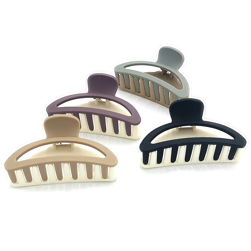 A1113 Matte two-color large hair claws, hair clips, hair accessories, bangs clips, Japanese and Korean accessories supply Application Scenario
