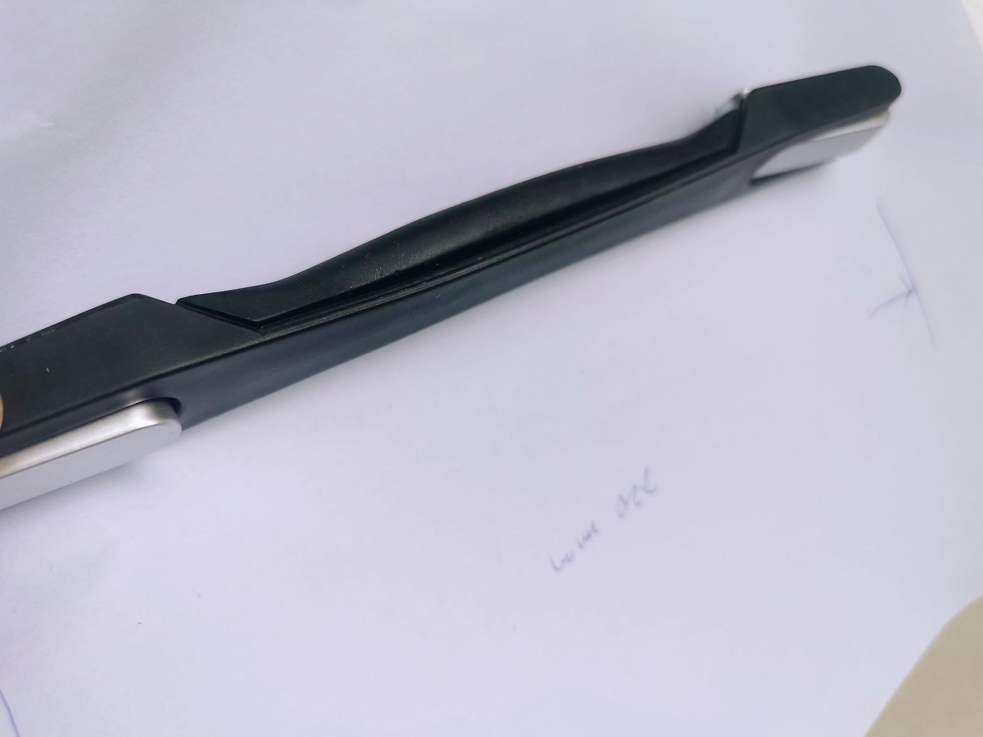 Factory direct sales of alloy buttons, plastic handles, telescopic pulls, luggage handle accessories Specification image