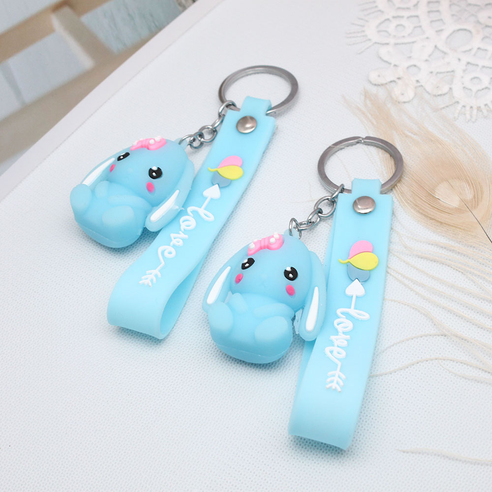 Cartoon doll keychains, cute girls' bags, 2-yuan store, street stall gifts, shopping malls, scenic spots, kids' claw machine pendants Item Picture