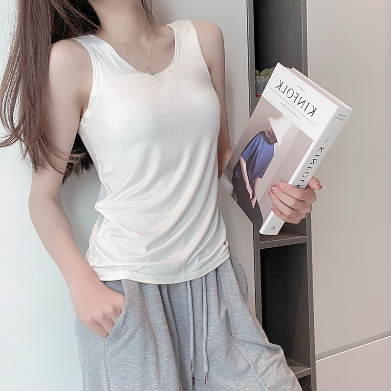 The strapless vest, women's bra pad, no-wear underwear, Modal beauty back can be worn outside as a base layer. Factory direct sales, one-piece consignment Application Scenario