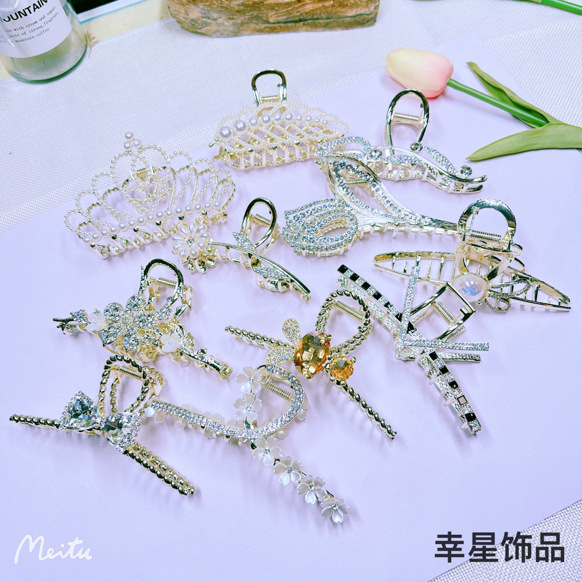 Yongaijiu Ai's new Spring/Summer versatile and popular large shark clip and pearl diamond headwear for the back of the head