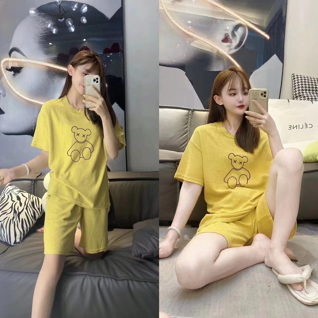 Waffle Bear Set 2022 New Fashion Embroidered outerwear, home wear, short-sleeved, trendy shorts, two-piece set for women details Picture