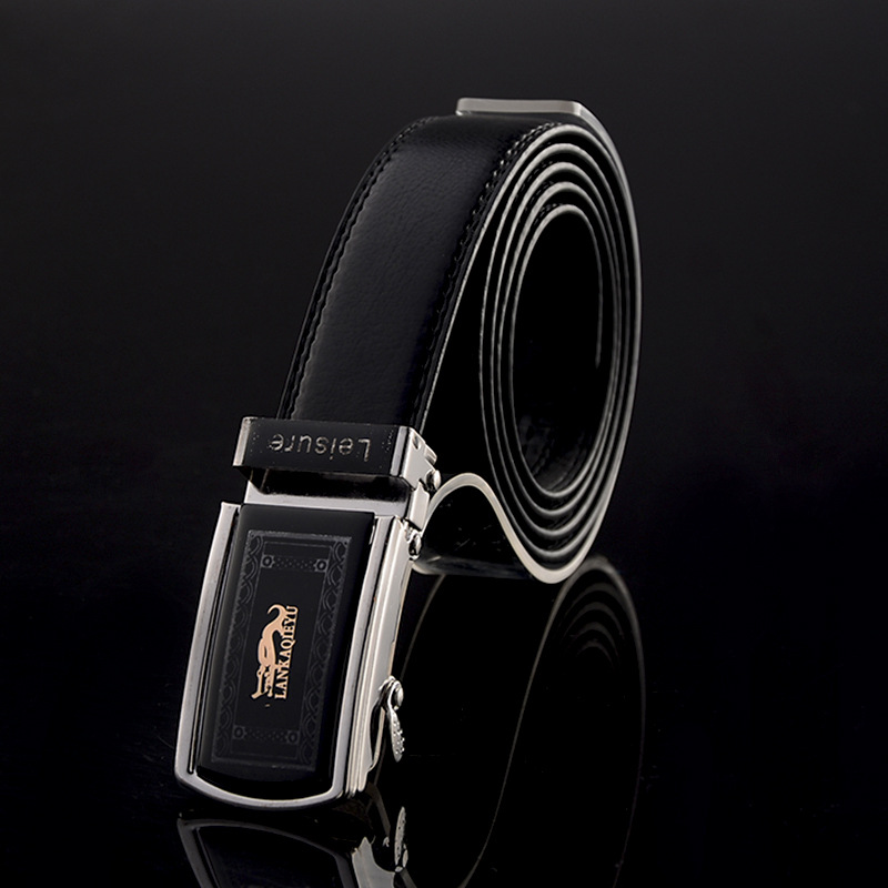 Wholesale of popular men's business casual automatic buckle belts, PU imitation belts and gift belts at Jianghu Street stalls Application Scenario