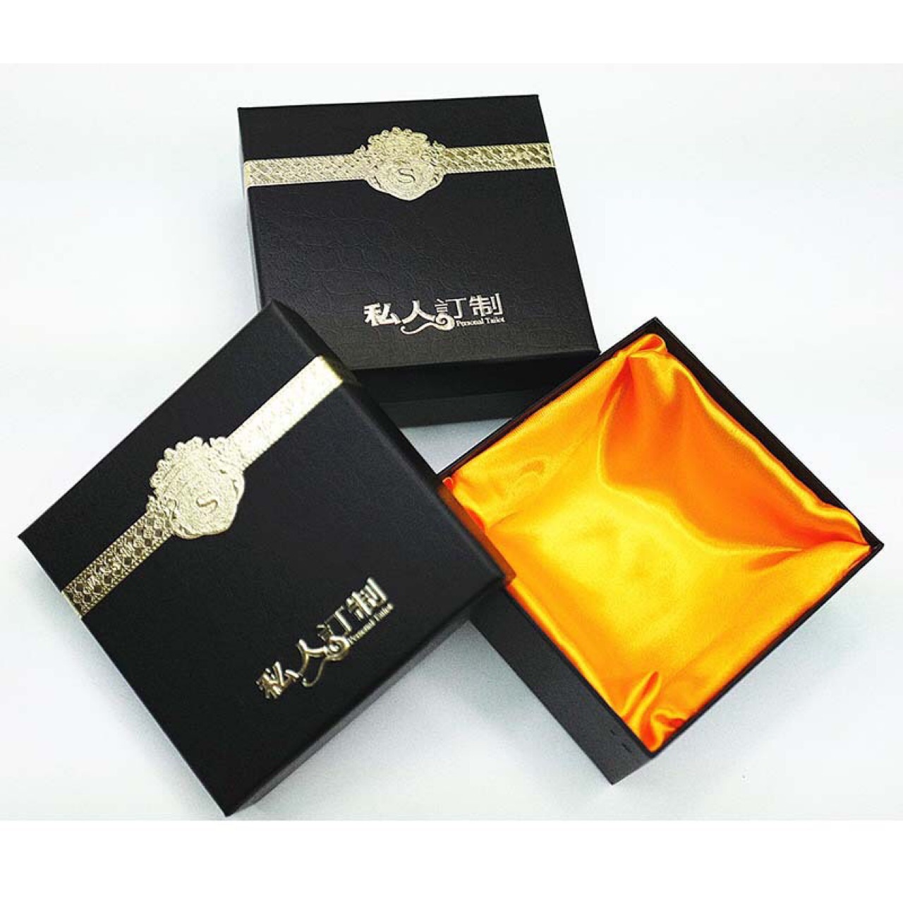 New belt packing box private Ding box with yellow cloth relief version of the crocodile belt packing box