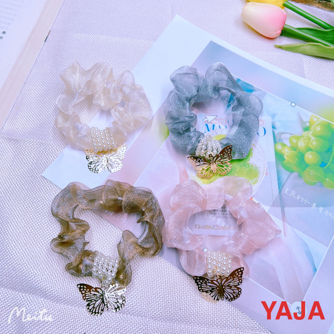 YAJA's pearl hair band, a sweet and fresh girl's hair tie, tied in a ponytail bun, and decorated with a pendant hair tie