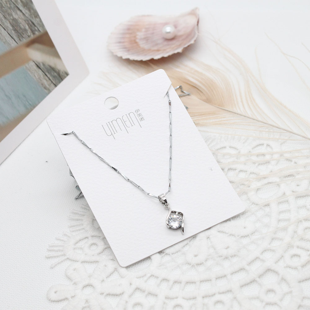 Yiwu jewelry: Simple and delicate collarbone chain for women, alloy, non-fading, niche, high-end, light luxury, gentle style necklace