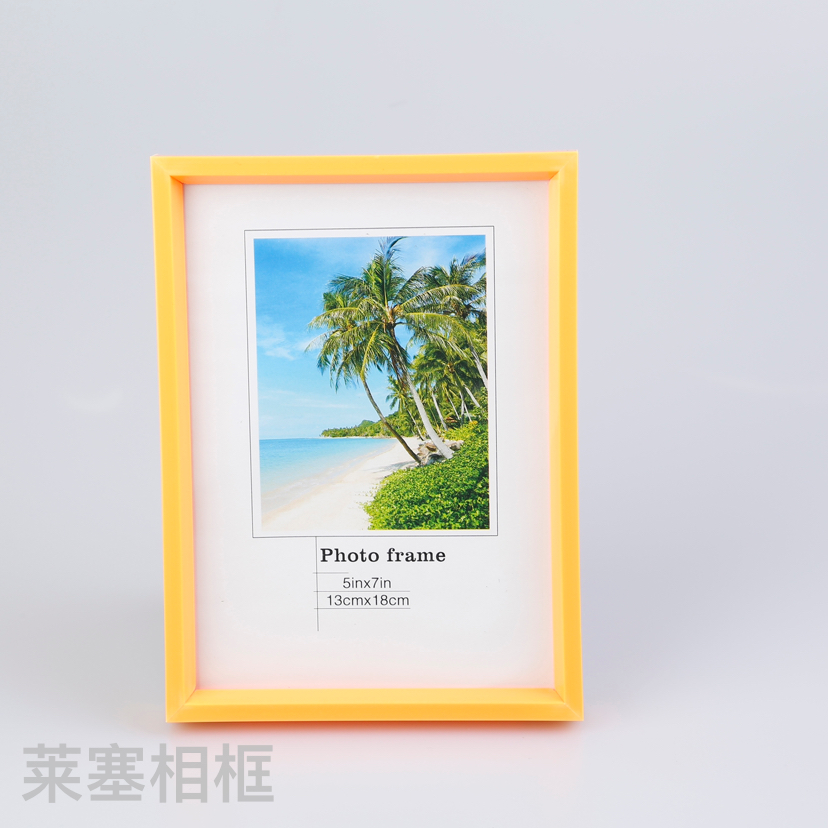 PVC material creative decorative items for home decoration, living room and bedroom handicrafts, photos, plastic photo frames Application Scenario