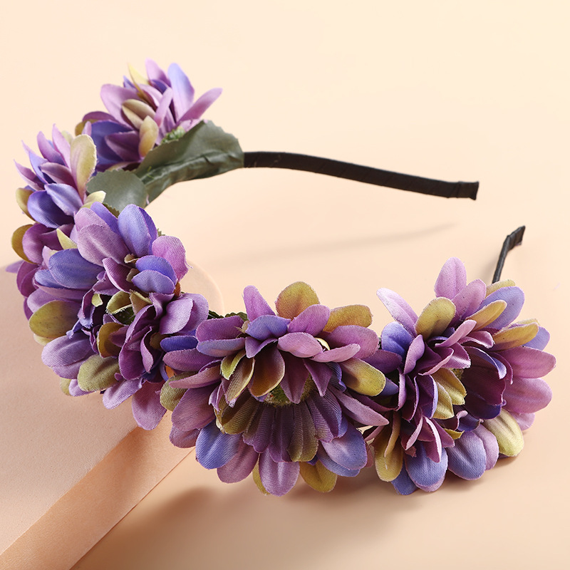 Customized purple artificial garlands, outdoor lawn wedding, bride, bridesmaid, flower girl style headwear, performance hair bands and hair accessories