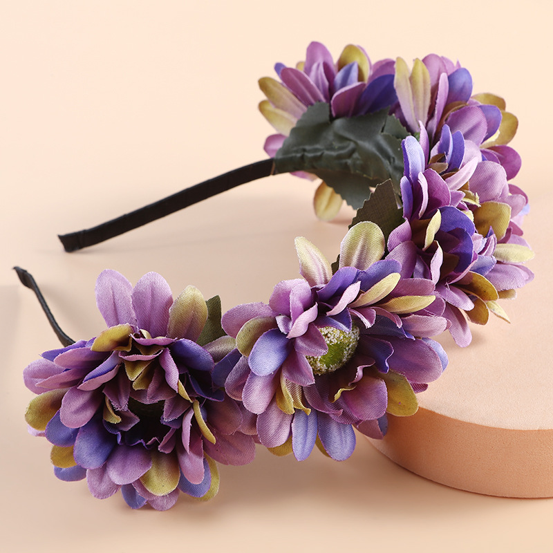 Customized purple artificial garlands, outdoor lawn wedding, bride, bridesmaid, flower girl style headwear, performance hair bands and hair accessories Specification image