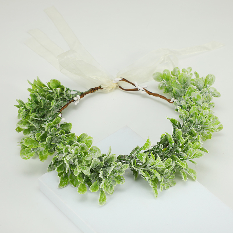 New and fresh faux branches, mint leaves, mugwort leaves, forest-themed plastic branches, and super fairy flower ring headwear for brides are in stock Specification image