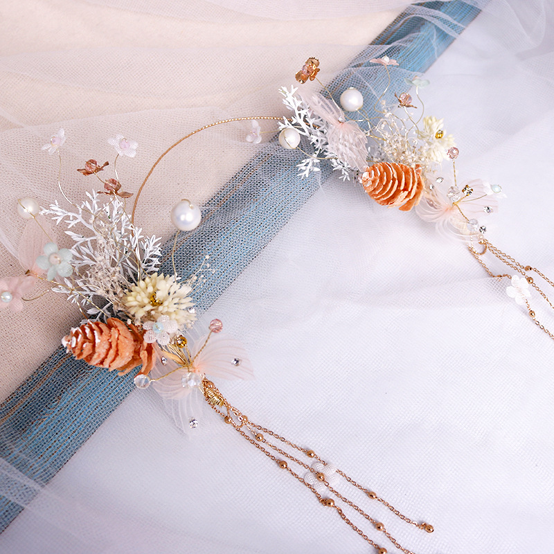 New Korean-style headband for brides, super fairy-like pink starry sky tassel edge clip, wedding style headwear wholesale Application Scenario