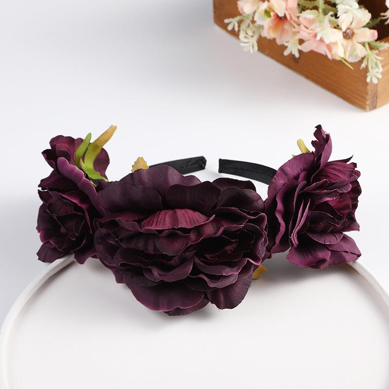 New European and American retro exaggerated garland headbands, artificial flower handcrafted hair accessories, fabric bridal headwear, in stock for wholesale details Picture